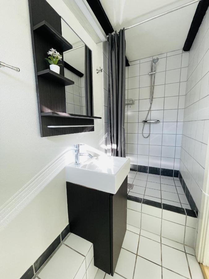 Aday - Central Charming Apartment With Terrace Aalborg Exterior foto